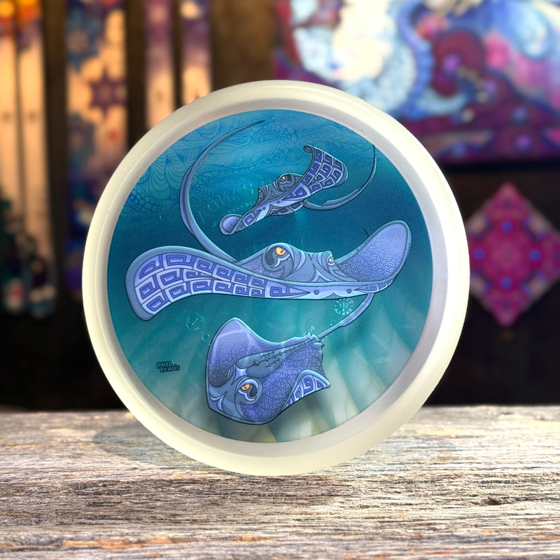 Psychedelic Sting Rays Golf Disc | Visionary Art – Phil Lewis Art